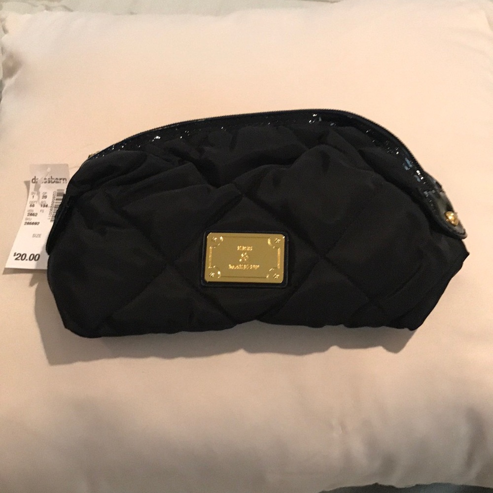 ❗️NWT❗️ Black quilted cosmetics/travel bag